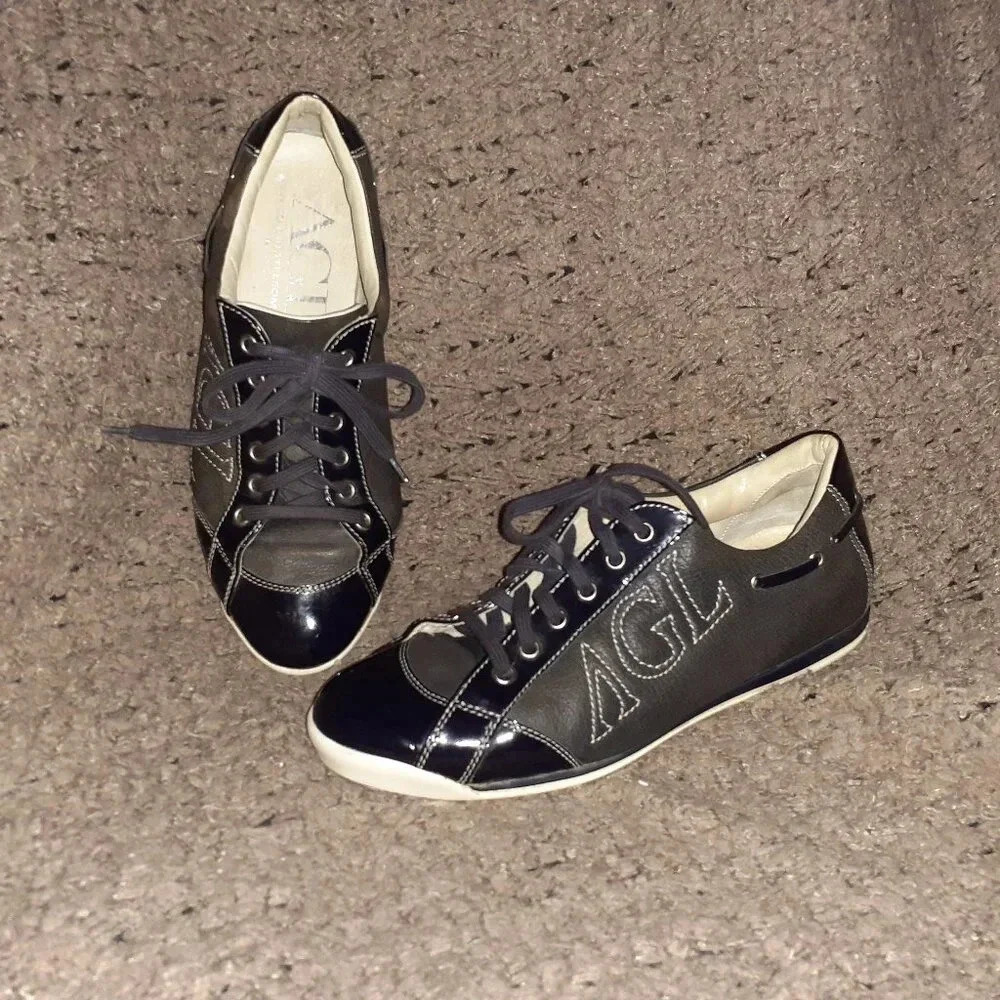 AGL-Attilio  Guisti Leombruni-Gray/Black Leather Sporty Sneakers-Sz 38-Excellent